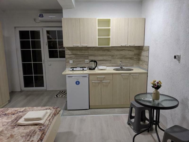 Apartments Groshev Dojran Exteriör bild